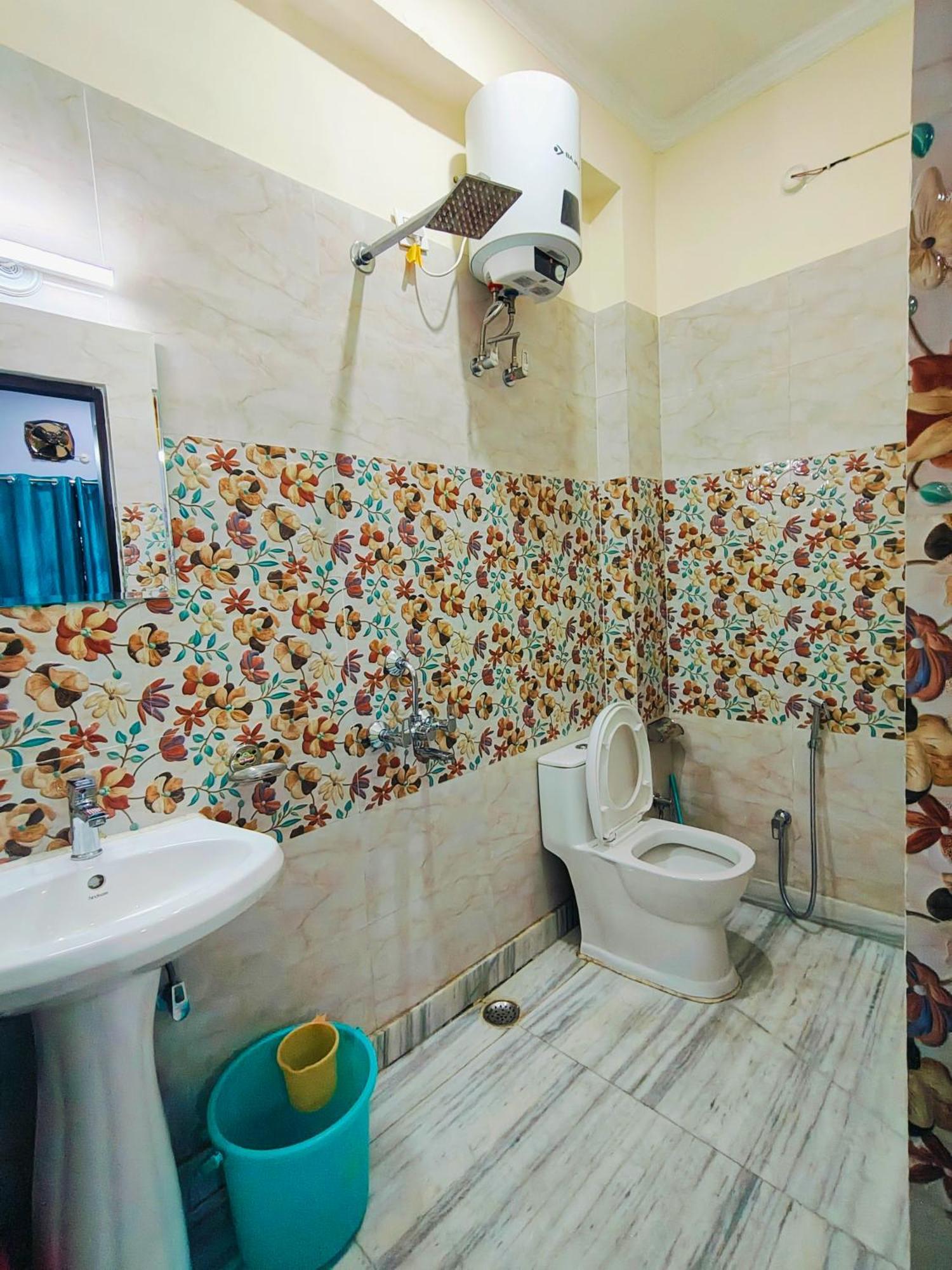 Deepak Homestay Rishīkesh Dış mekan fotoğraf
